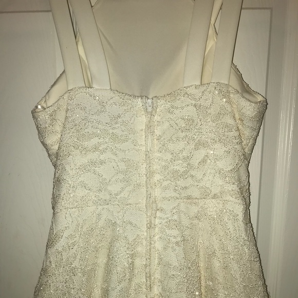 Cream halter dress w/ gold sparkles & floral lace - Picture 3 of 7